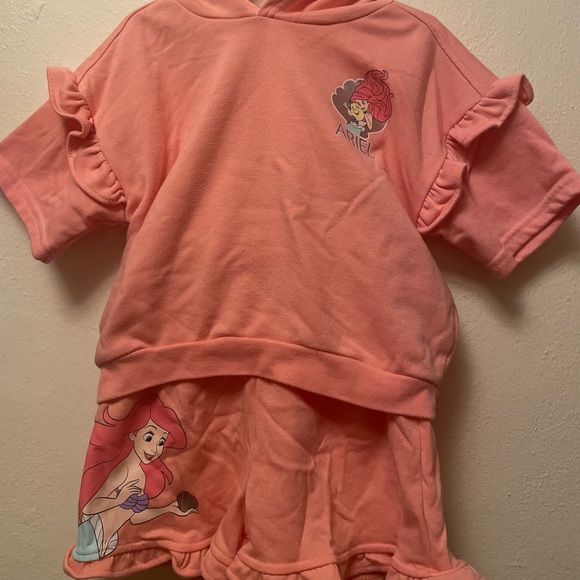 Disney Princess Other - 2 pc set. Coral color Ariel shirt with hood and shorts.